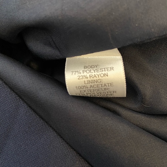 VINTAGE ALFRED DUNNER Navy 3 Button Crest Blazer - Picture 5 of 8